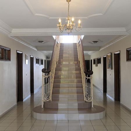 Residence Eburnea Abidjan Bagian luar foto